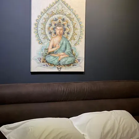 Your City Centre Апартаменты Тирана