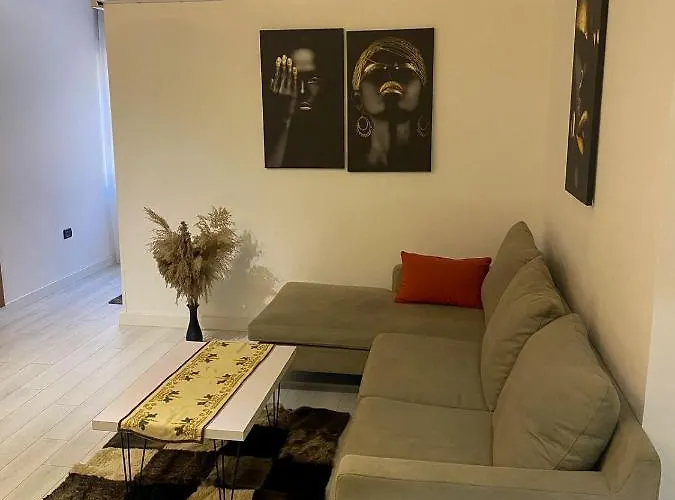 Your City Centre Apartment Tirana