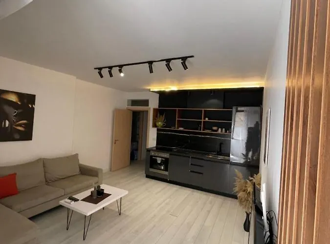 Your City Centre Apartment Tirana